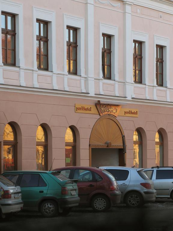Parkhotel Centrum Spišská Nová Ves Bagian luar foto