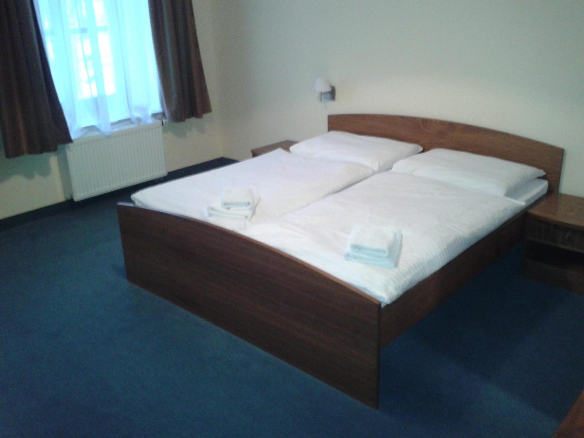 Parkhotel Centrum Spišská Nová Ves Bagian luar foto