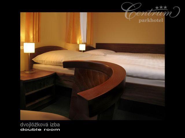 Parkhotel Centrum Spišská Nová Ves Ruang foto